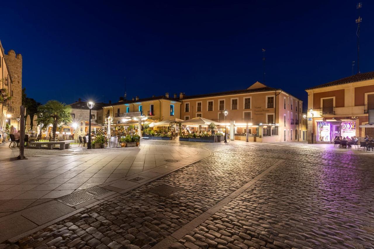 ホテル オスタル レスタウランテ プエルタ デル アルカサル Ávila エクステリア 写真