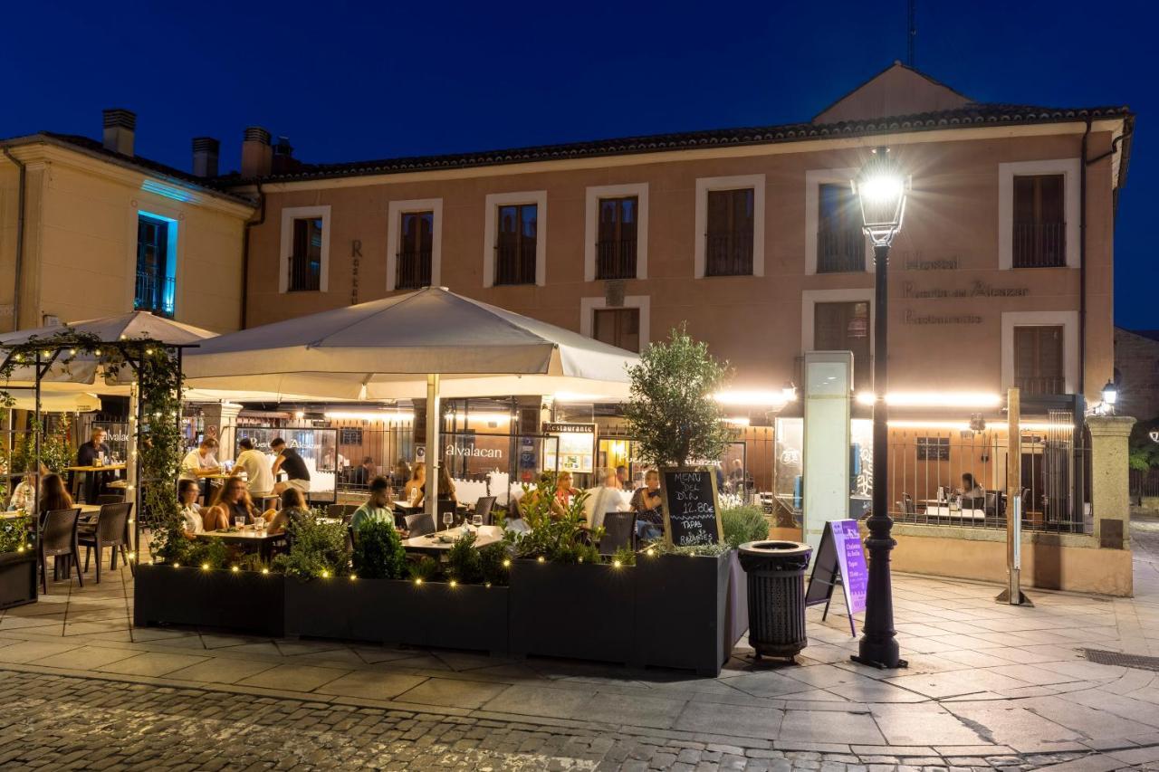 ホテル オスタル レスタウランテ プエルタ デル アルカサル Ávila エクステリア 写真