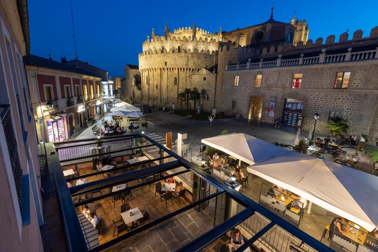 ホテル オスタル レスタウランテ プエルタ デル アルカサル Ávila エクステリア 写真